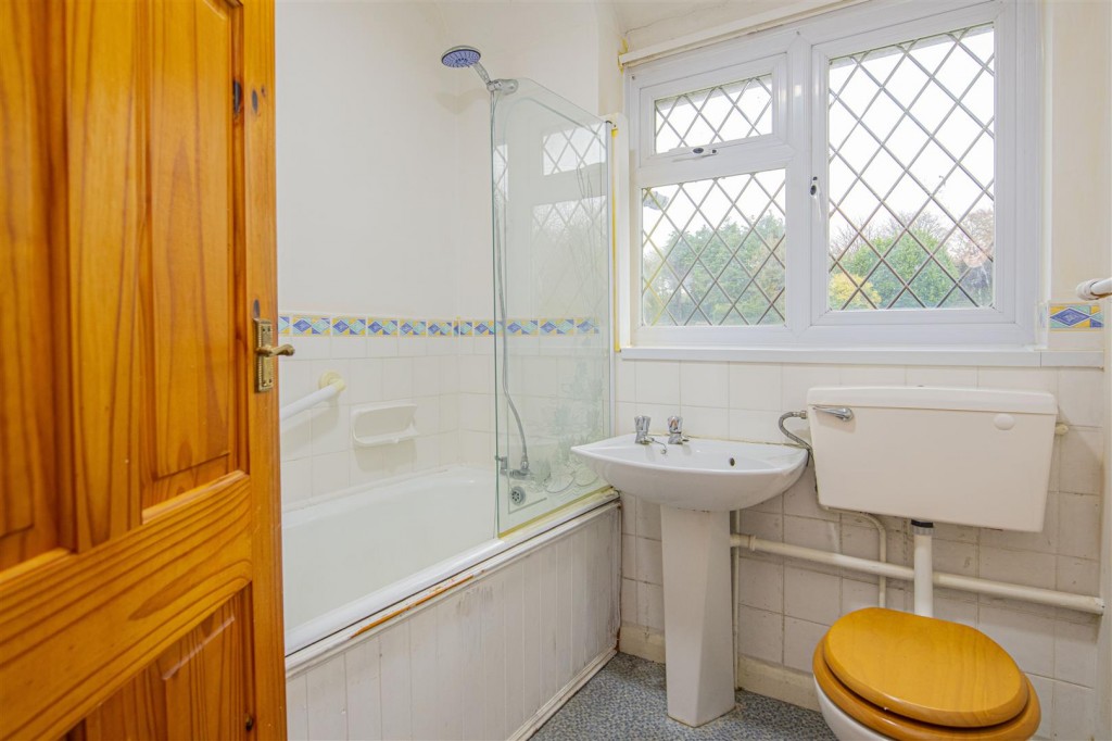 Images for Duck End, Denford, Kettering EAID:oscarjamesapi BID:3