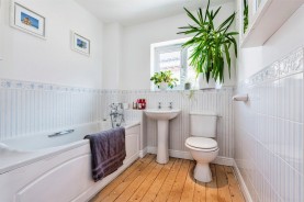 Images for Bates Close, Market Harborough
