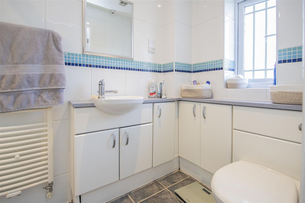 Images for Bates Close, Market Harborough EAID:oscarjamesapi BID:5