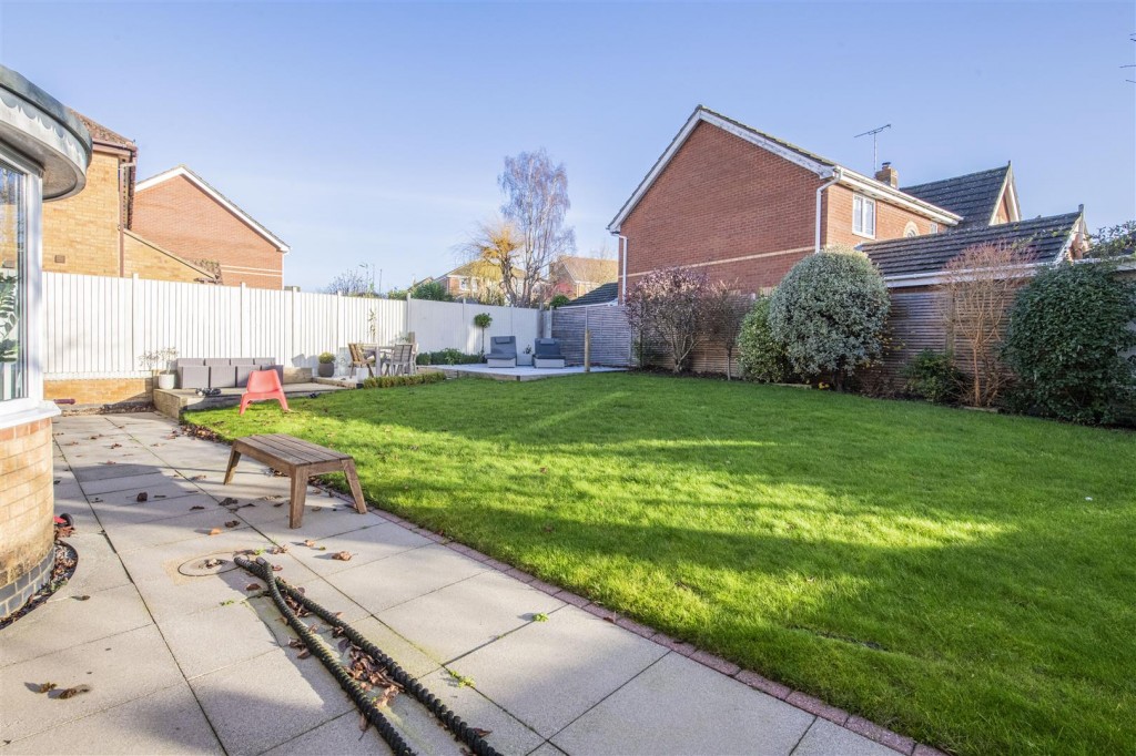 Images for Bates Close, Market Harborough EAID:oscarjamesapi BID:5