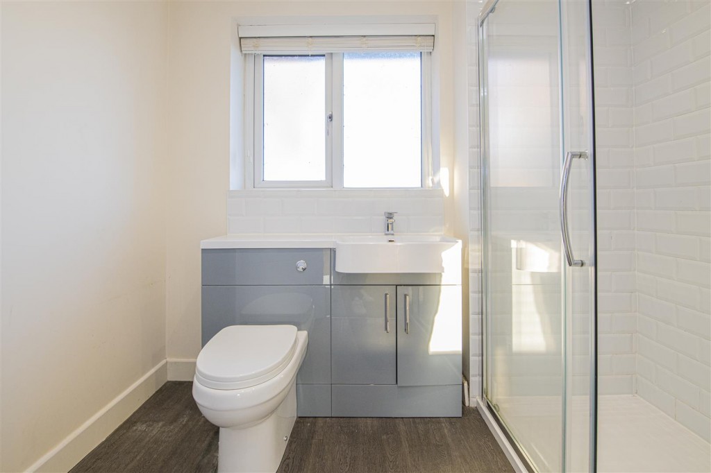 Images for Deeble Road, Kettering EAID:oscarjamesapi BID:2