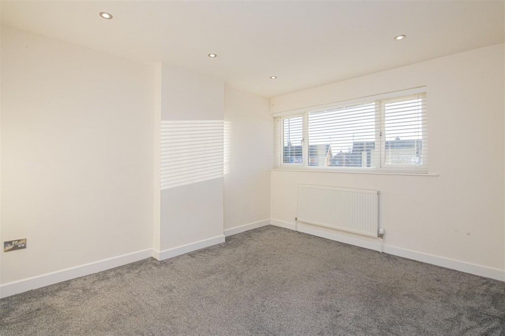 Images for Deeble Road, Kettering EAID:oscarjamesapi BID:2