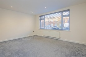 Images for Churchill Way, Burton Latimer