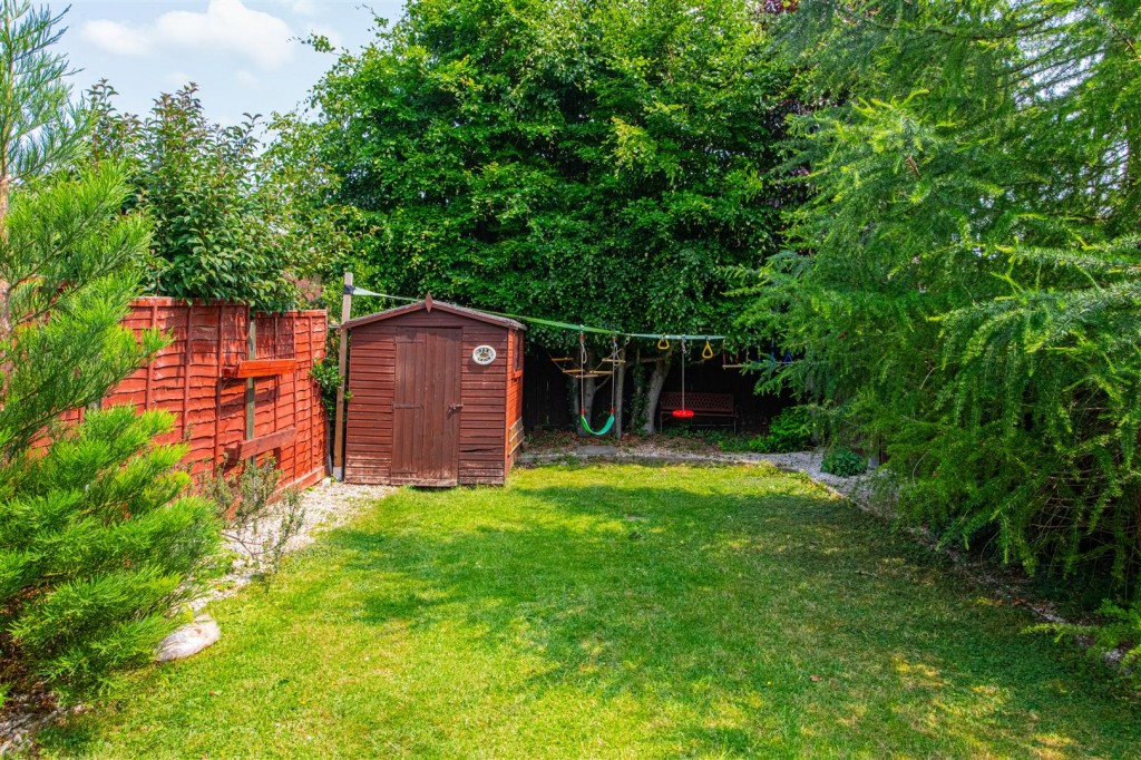 Images for Cromer Road, Finedon EAID:oscarjamesapi BID:3