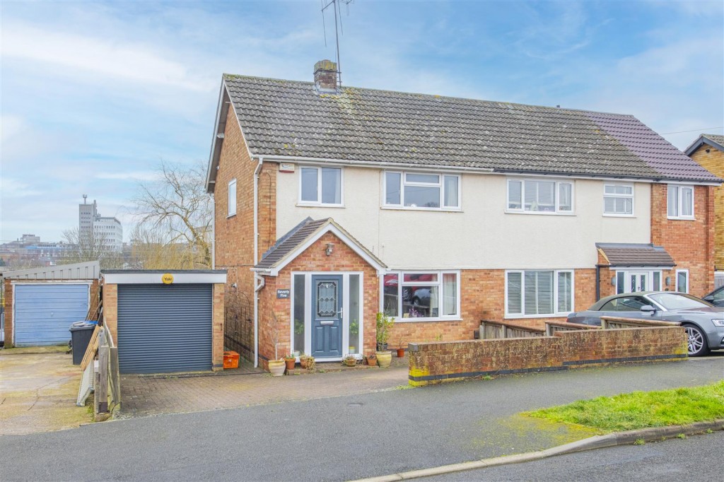 image of 75, Derwent Crescent