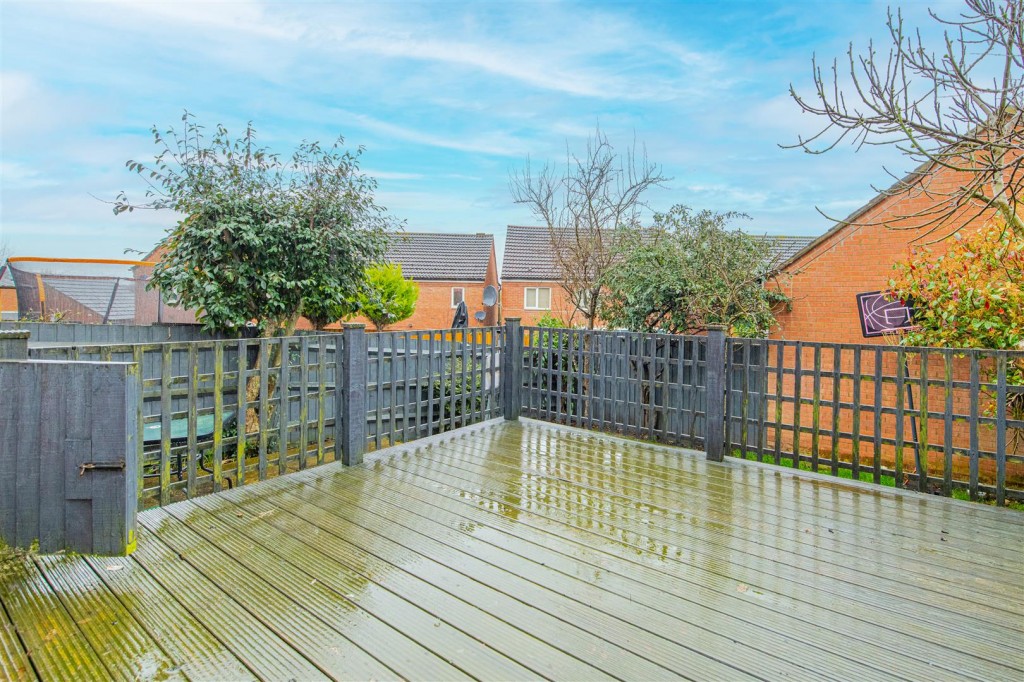 Images for Chatsworth Road, Corby EAID:oscarjamesapi BID:4