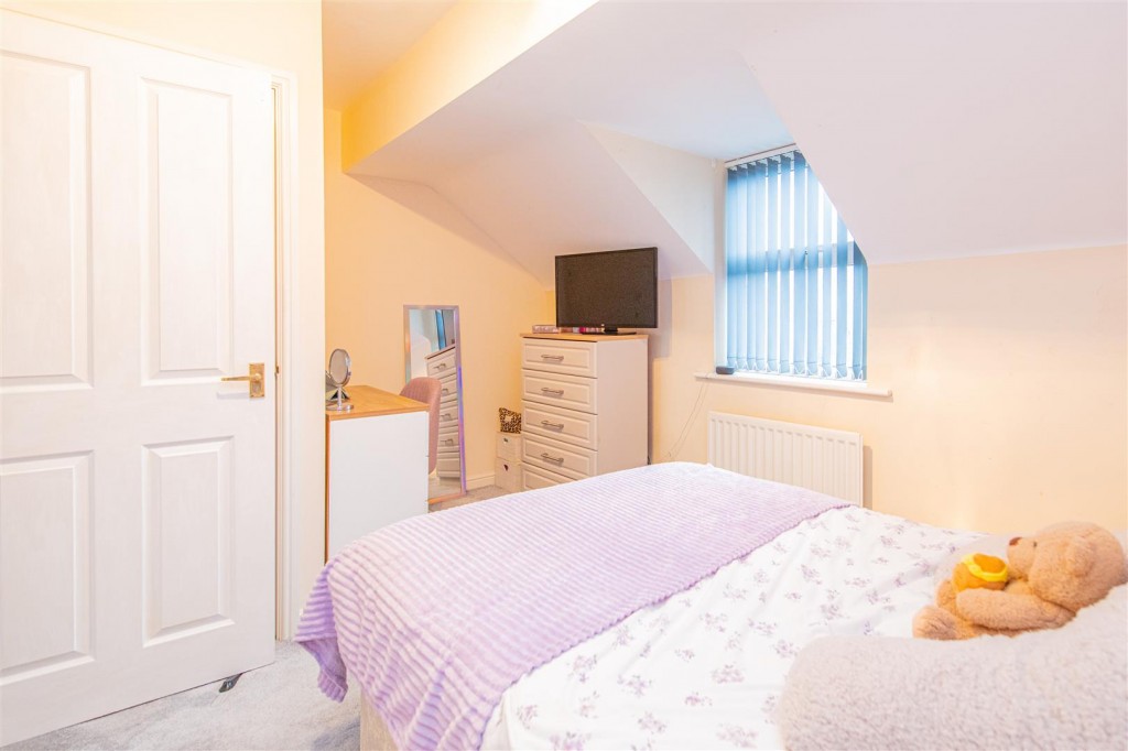 Images for Chatsworth Road, Corby EAID:oscarjamesapi BID:4