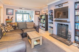 Images for East Avenue, Corby