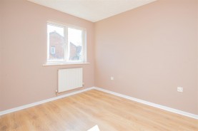 Images for Lowry Close, Corby