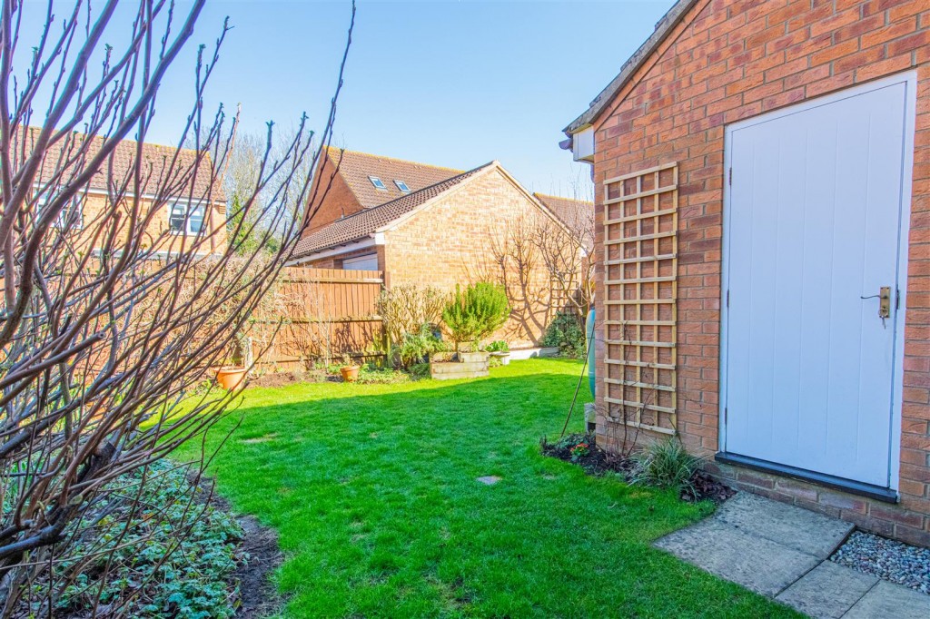 Images for Dairy Way, Irthlingborough, Wellingborough EAID:oscarjamesapi BID:6