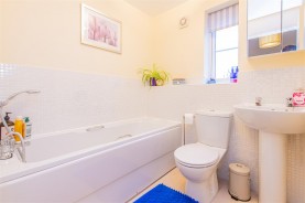 Images for Dairy Way, Irthlingborough, Wellingborough