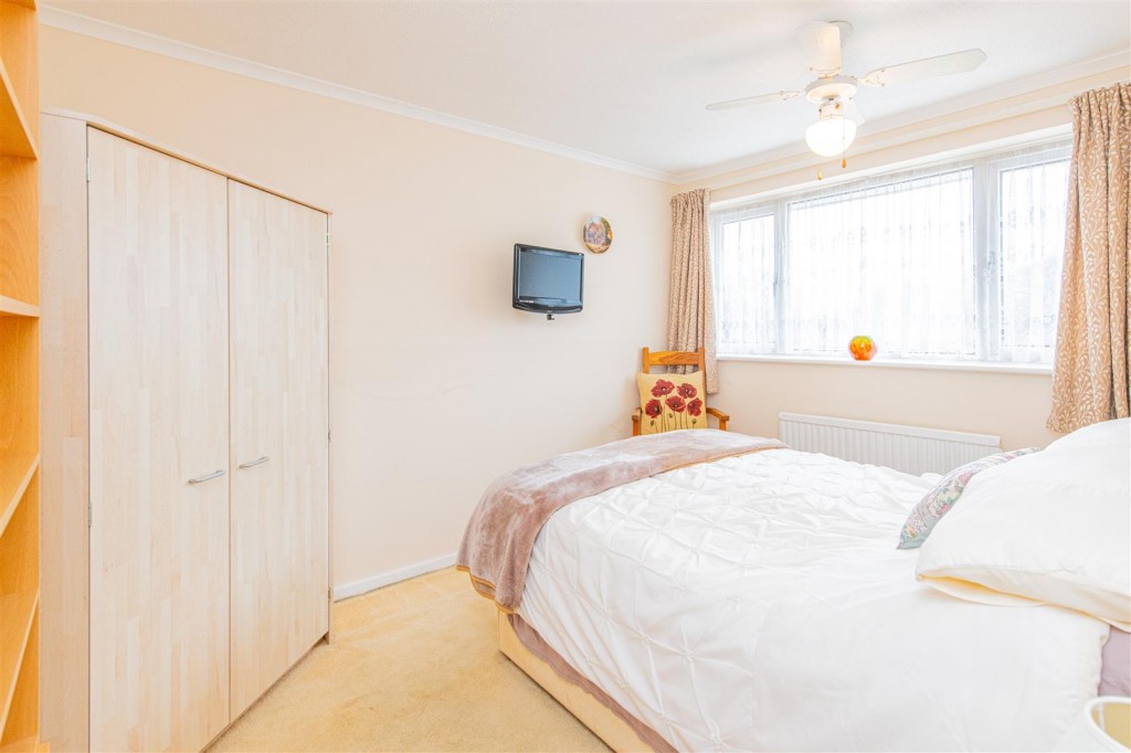 Images for St. Johns Road, Kettering EAID:oscarjamesapi BID:2