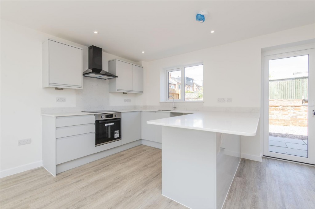 Images for Brookland Road, Northampton EAID:oscarjamesapi BID:1