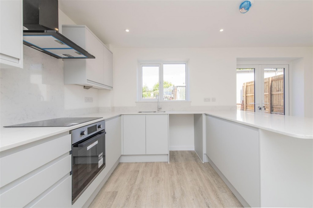 Images for Brookland Road, Northampton EAID:oscarjamesapi BID:1