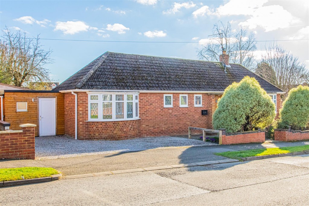 Images for Grosvenor Road, Barton Seagrave EAID:oscarjamesapi BID:3