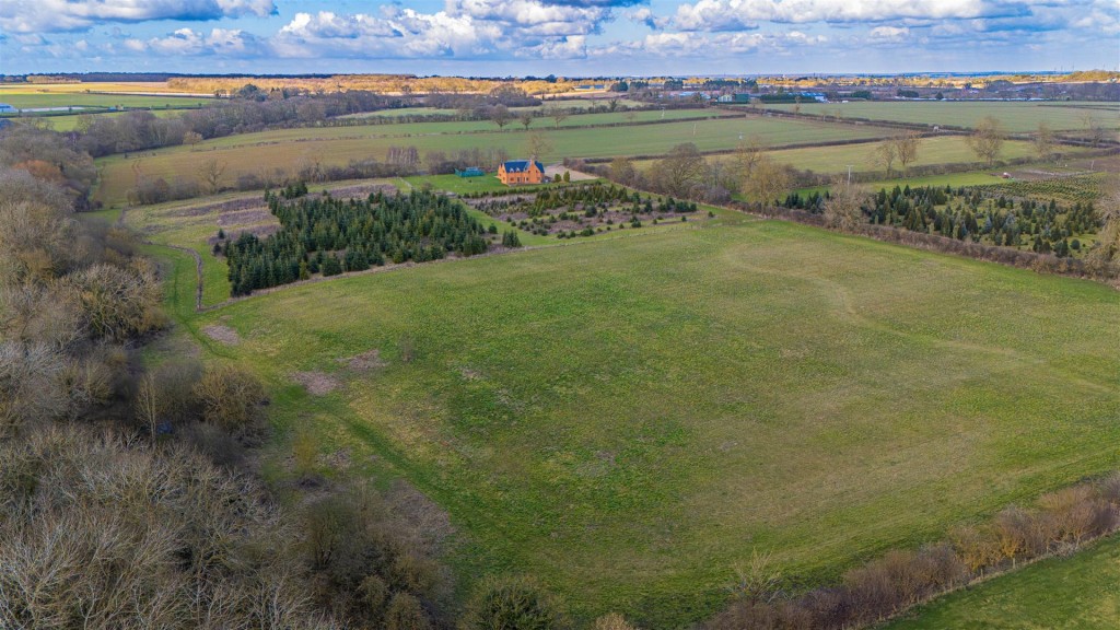Images for Christmas Farm, Glebe Road, Mears Ashby EAID:oscarjamesapi BID:1