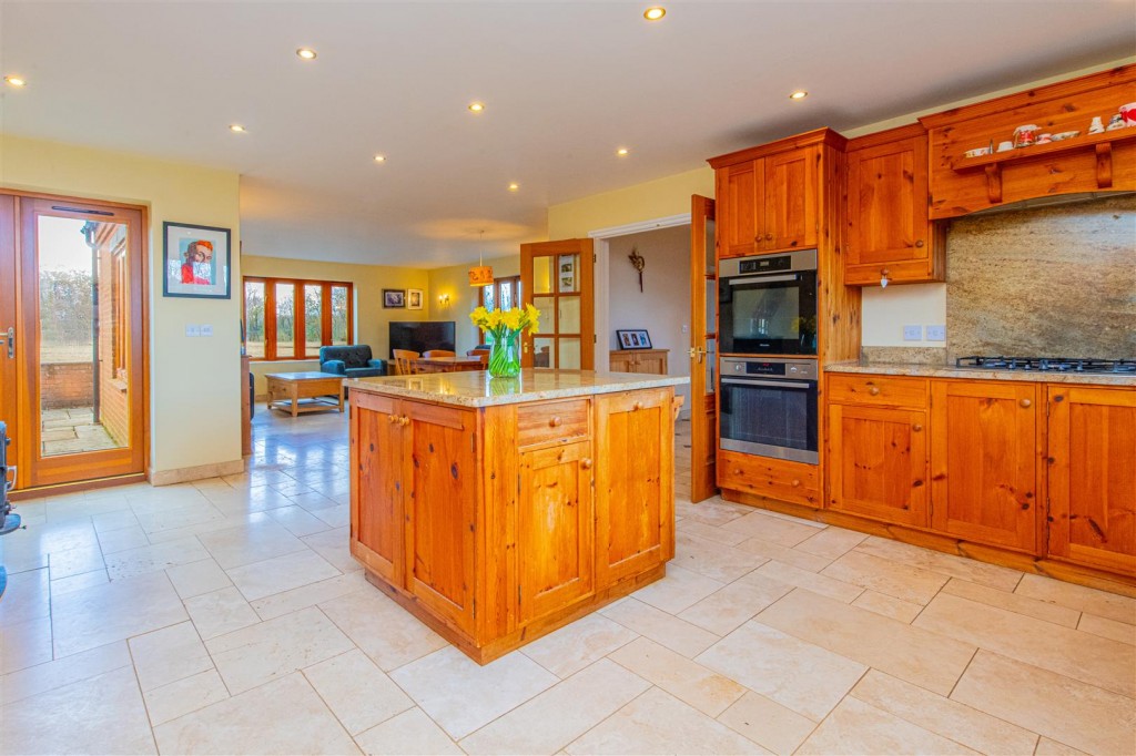 Images for Christmas Farm, Glebe Road, Mears Ashby EAID:oscarjamesapi BID:1