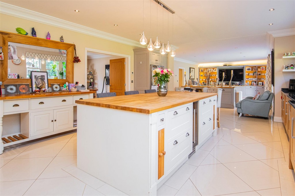 Images for Ecton Lane, Sywell EAID:oscarjamesapi BID:1