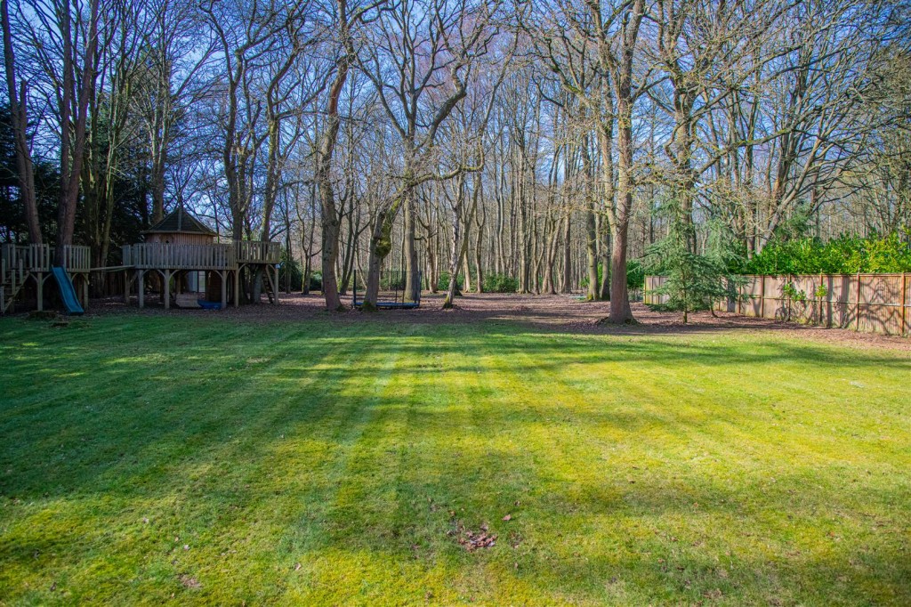 Images for Ecton Lane, Sywell EAID:oscarjamesapi BID:1