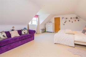Images for Ecton Lane, Sywell