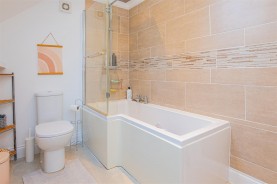 Images for Ecton Lane, Sywell
