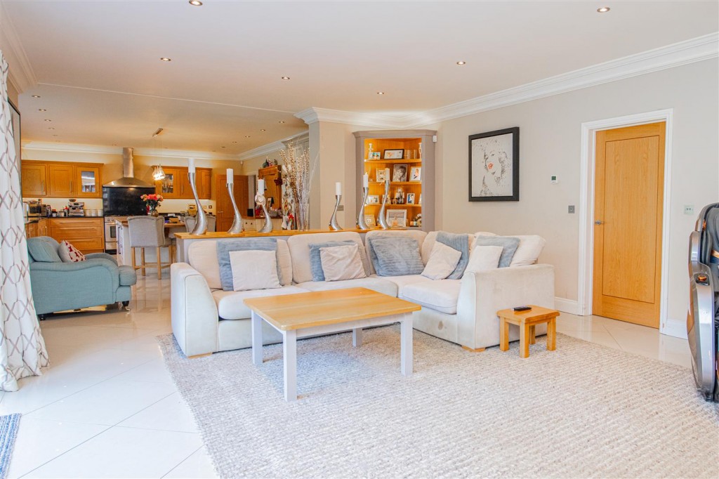 Images for Ecton Lane, Sywell EAID:oscarjamesapi BID:1