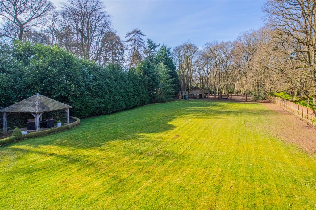 Images for Ecton Lane, Sywell EAID:oscarjamesapi BID:1