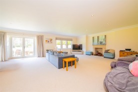 Images for Ecton Lane, Sywell