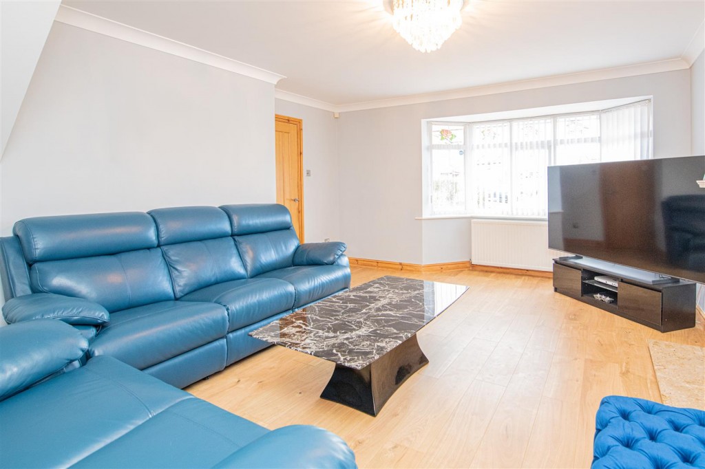 Images for Carriage Drive, Kettering EAID:oscarjamesapi BID:2