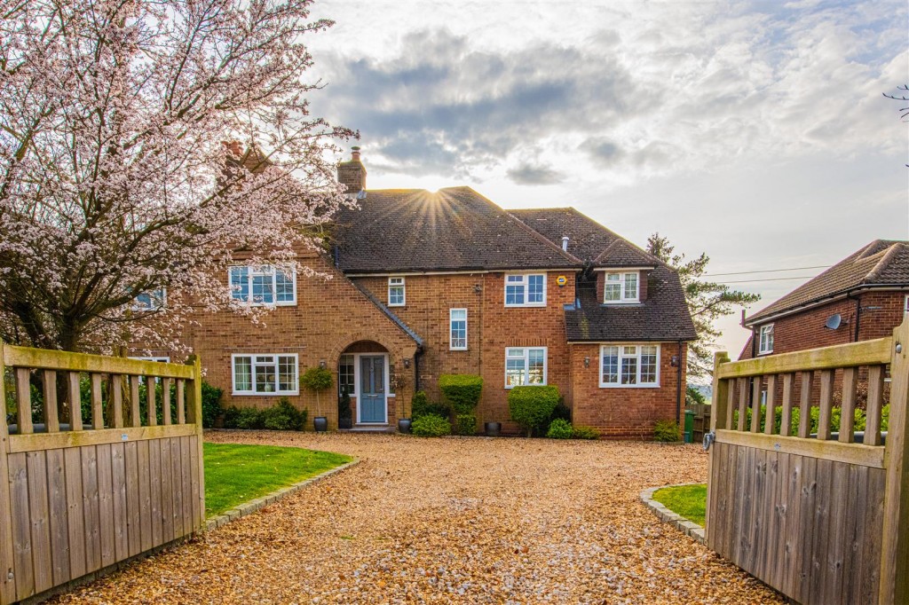 Images for Soulbury View, Chelmscote, Leighton Buzzard EAID:oscarjamesapi BID:1