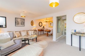 Images for Fieldfare Close, Corby