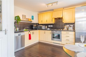 Images for Fieldfare Close, Corby