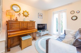 Images for Fieldfare Close, Corby