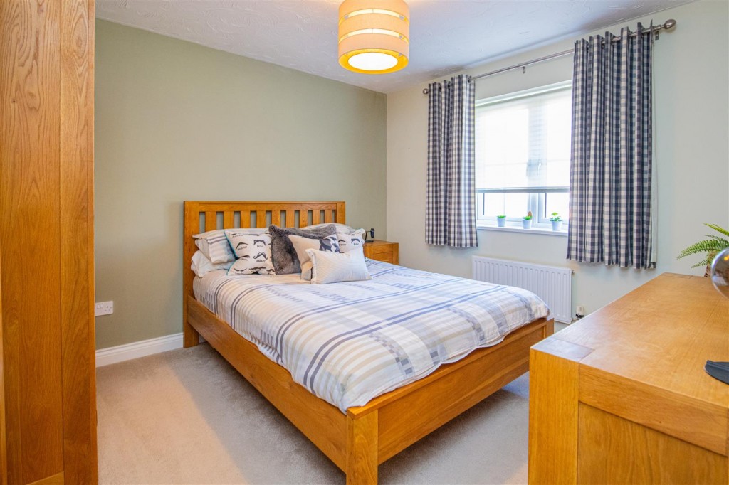 Images for Eliot Way, Higham Ferrers EAID:oscarjamesapi BID:3