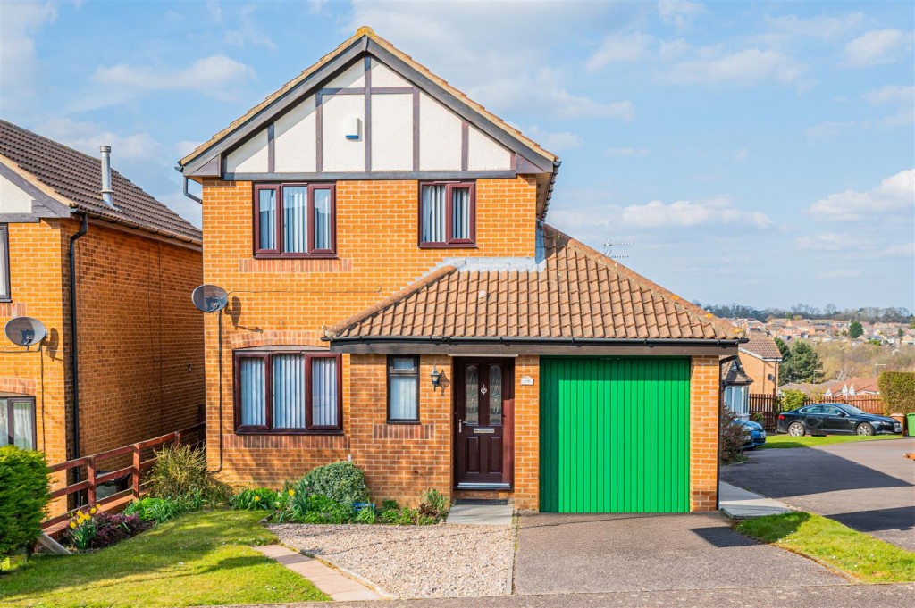 Images for Ashby Close, Wellingborough EAID:oscarjamesapi BID:6