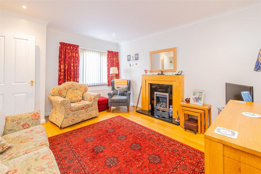 Images for Ashby Close, Wellingborough EAID:oscarjamesapi BID:6