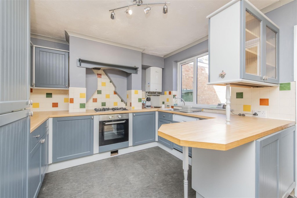 Images for Deeneside, Weldon, Corby EAID:oscarjamesapi BID:4