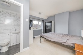 Images for Deeneside, Weldon, Corby
