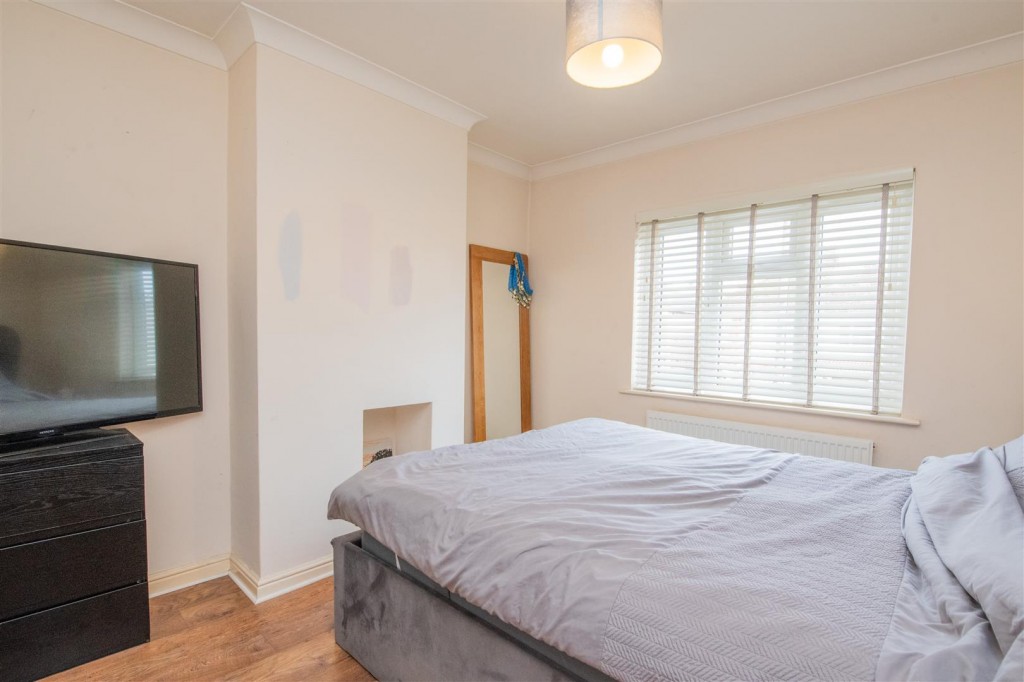 Images for Summerfield Road, Kettering EAID:oscarjamesapi BID:2