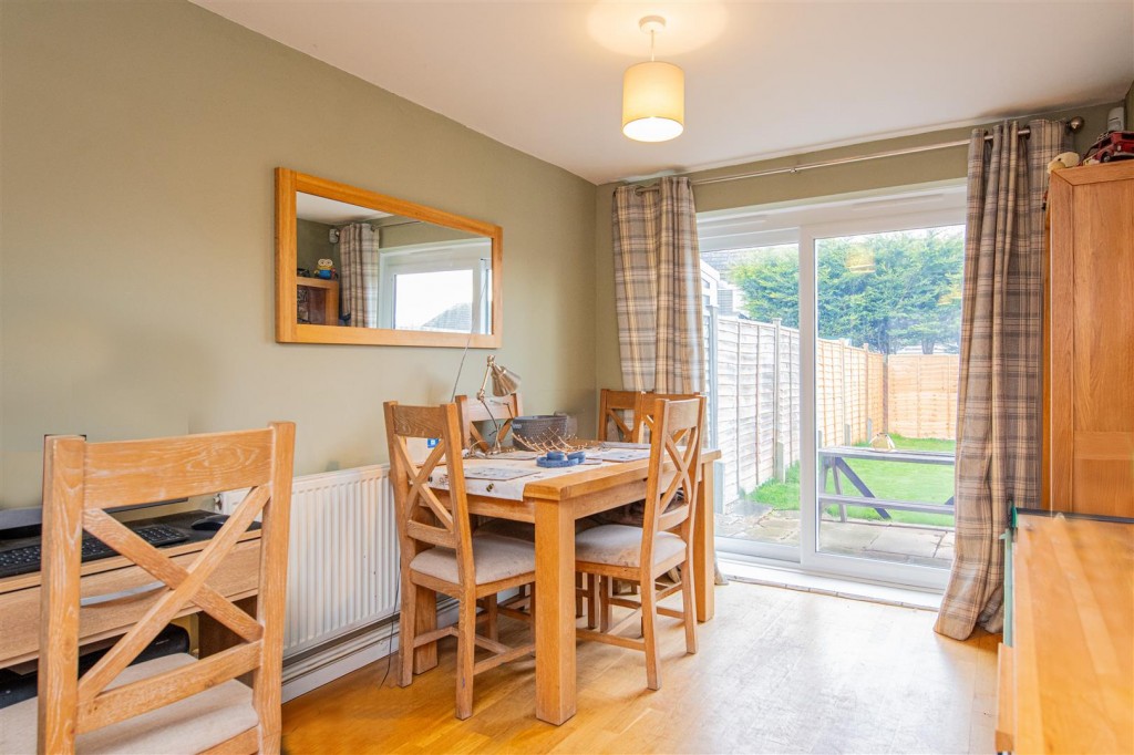 Images for Braemar Close, Kettering EAID:oscarjamesapi BID:2