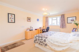 Images for Hall Close, Kettering