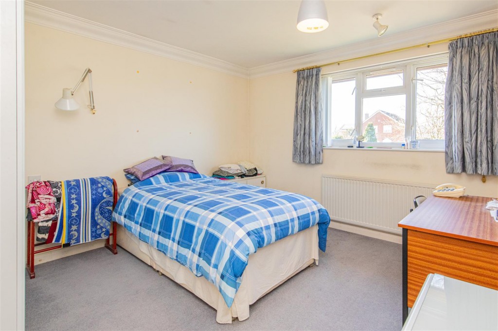 Images for Hall Close, Kettering EAID:oscarjamesapi BID:2