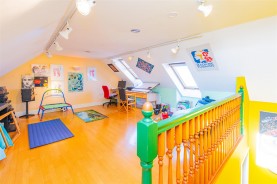 Images for Hall Close, Kettering