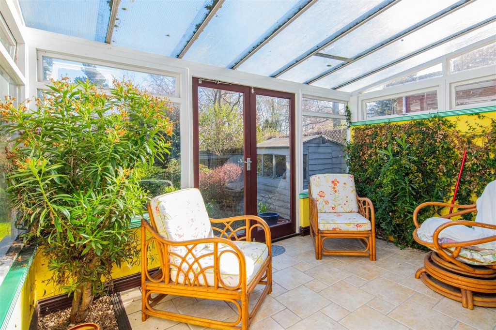Images for Hall Close, Kettering EAID:oscarjamesapi BID:2