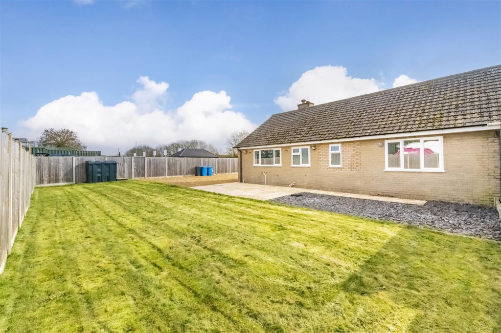 Images for Kettering Road, Weldon, Corby EAID:oscarjamesapi BID:2