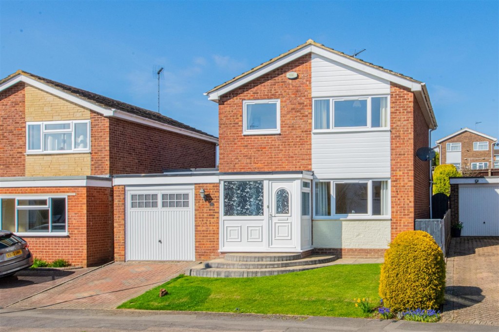 Images for Fallowfield, Wellingborough EAID:oscarjamesapi BID:6