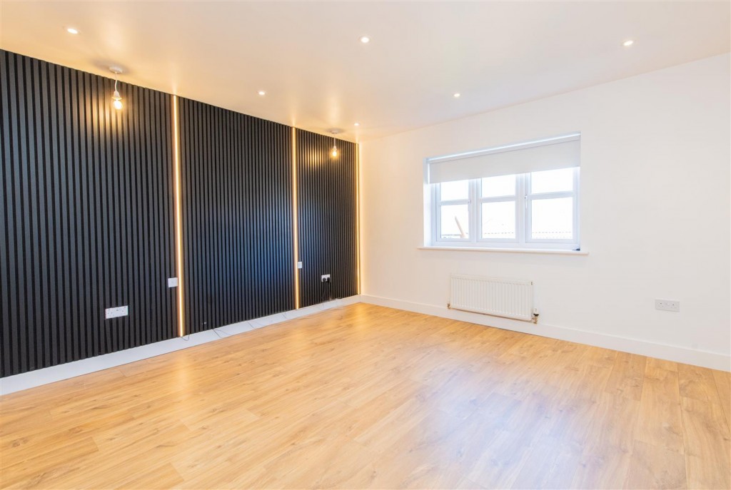 Images for Kingfisher Way, Burton Latimer EAID:oscarjamesapi BID:3