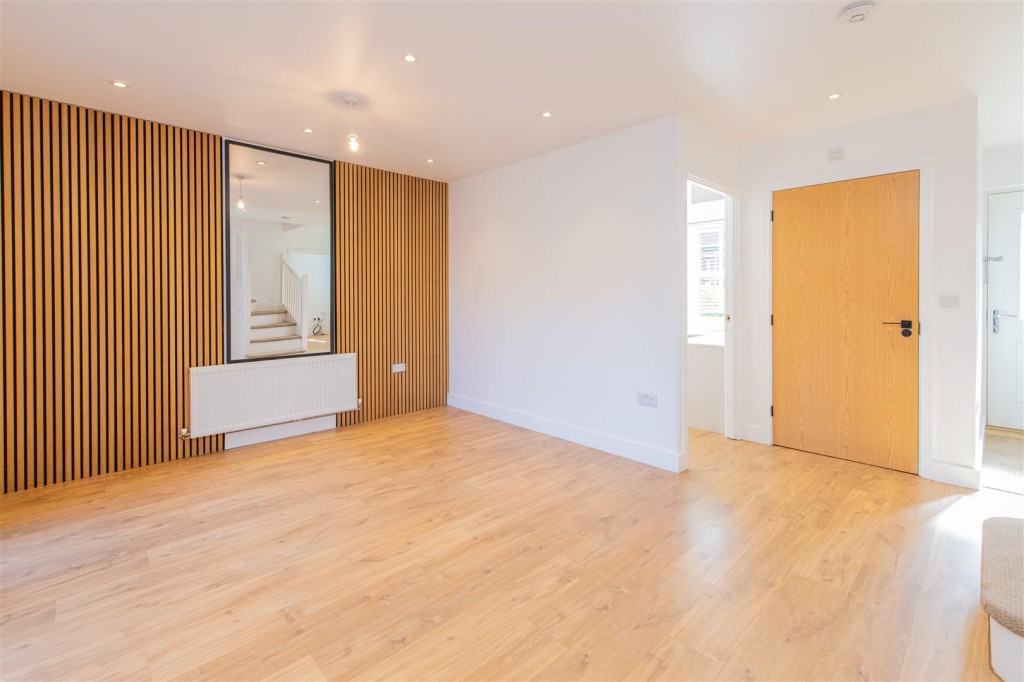 Images for Kingfisher Way, Burton Latimer EAID:oscarjamesapi BID:3