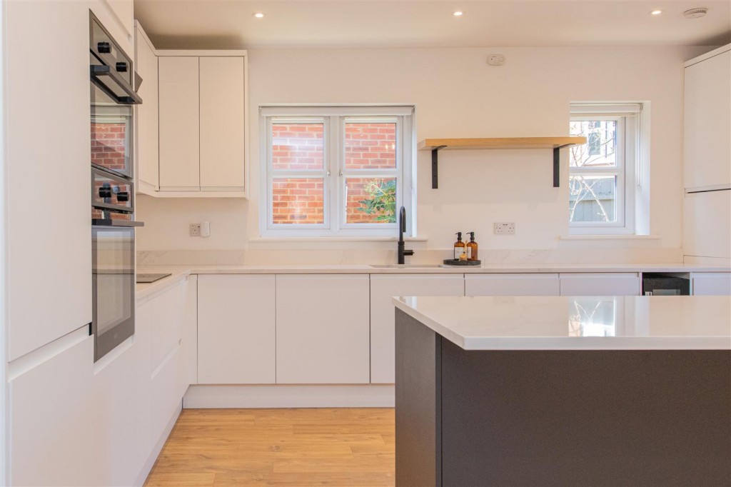Images for Kingfisher Way, Burton Latimer EAID:oscarjamesapi BID:3