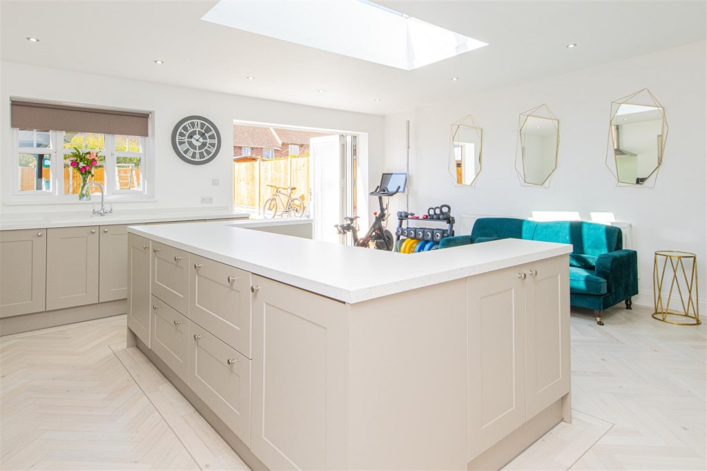 Images for Forest Gate Road, Corby EAID:oscarjamesapi BID:4